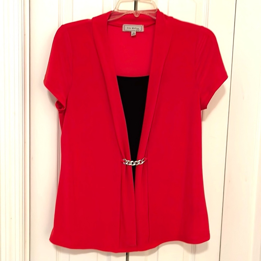 Twofer Liz McCoy red/black professional top w/gold chain embellishment,MEDPetite